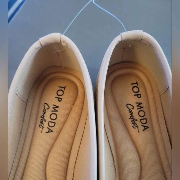 NEW Top Moda Comfort She's Sophisticated Woven Tan Cream & Pearl Buckle Flats 6 - Picture 9 of 13